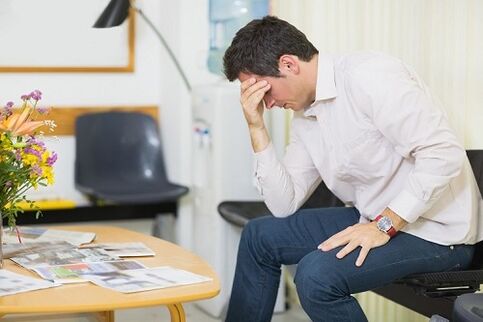 man thought about the treatment of prostatitis with drugs